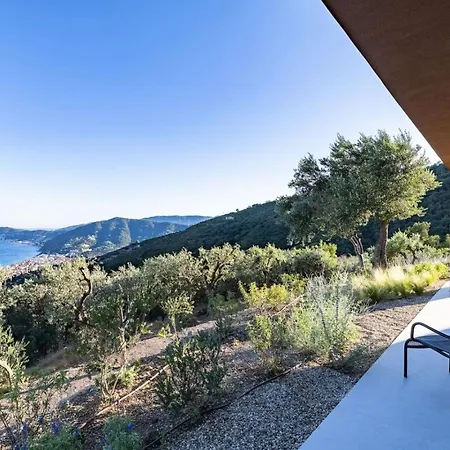Dolce & Azzurra Villa *